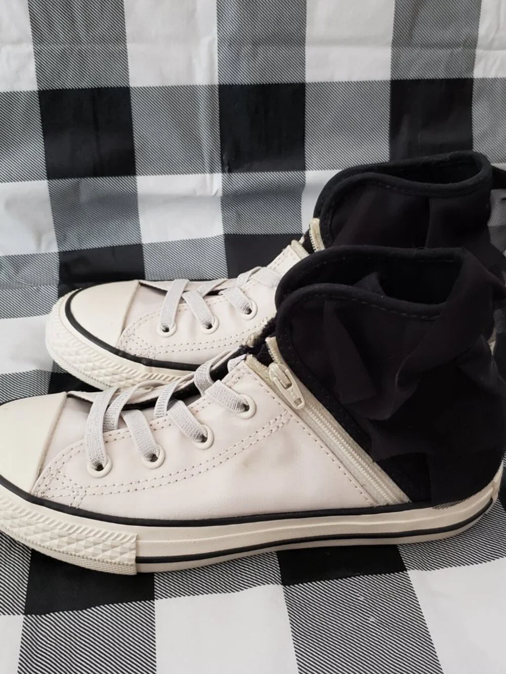 Converse CTAS Block Party Tulle Shoes Junior Size 1